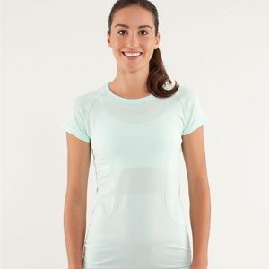 Lululemon Swiftly short sleeve seafoam green size 8